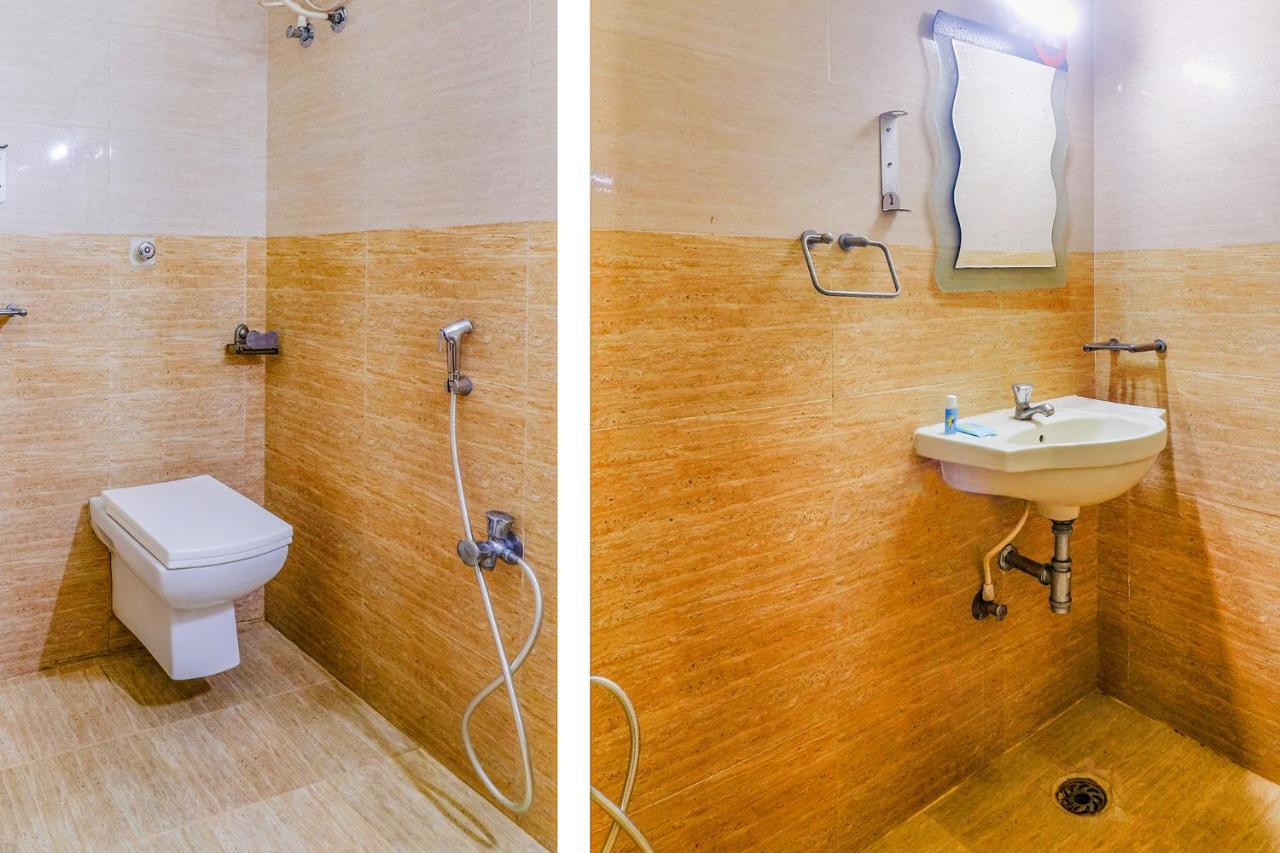แฟ็บโฮเทล เกียรติ อนุปัม Hotel วิเจยาวารา ภายนอก รูปภาพ